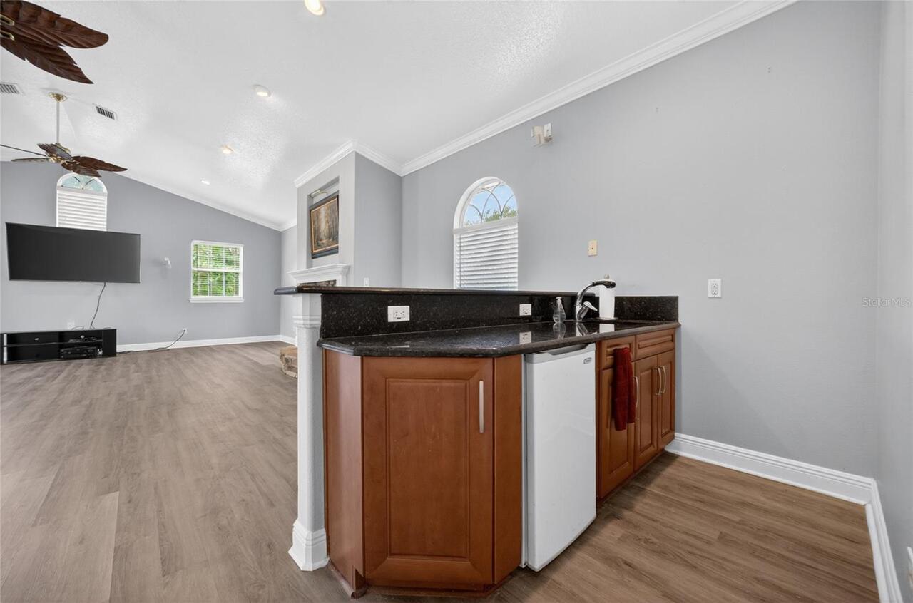 Listing Photo 32