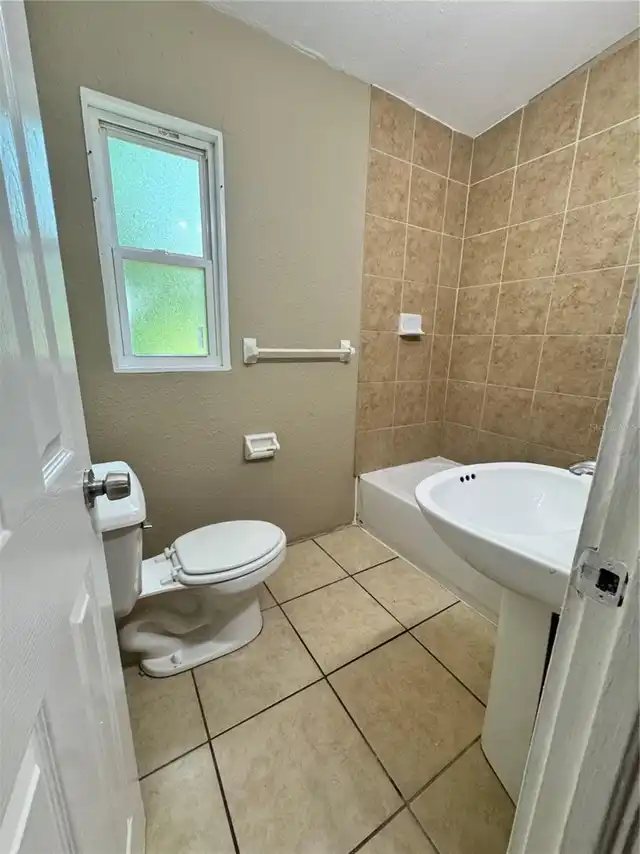 Listing Photo 13