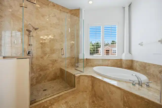 Listing Photo 16