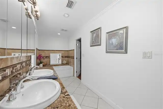 Listing Photo 24