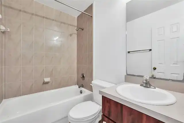 Listing Photo 17