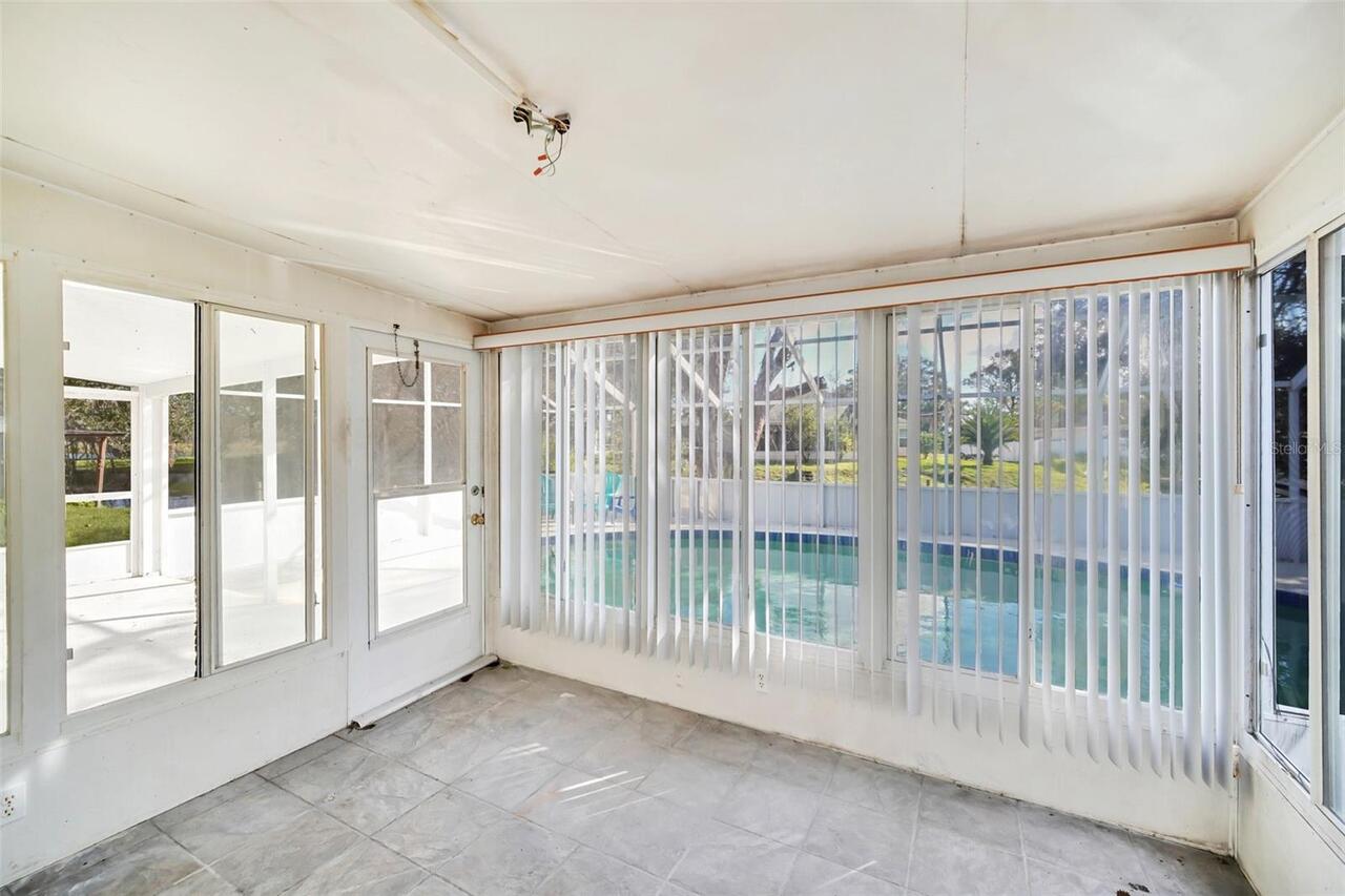 Listing Photo 14