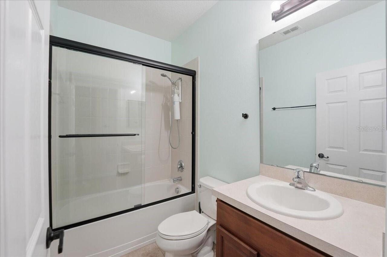 Listing Photo 11