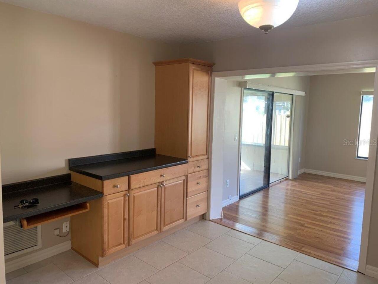 Listing Photo 9