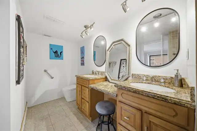 Listing Photo 11