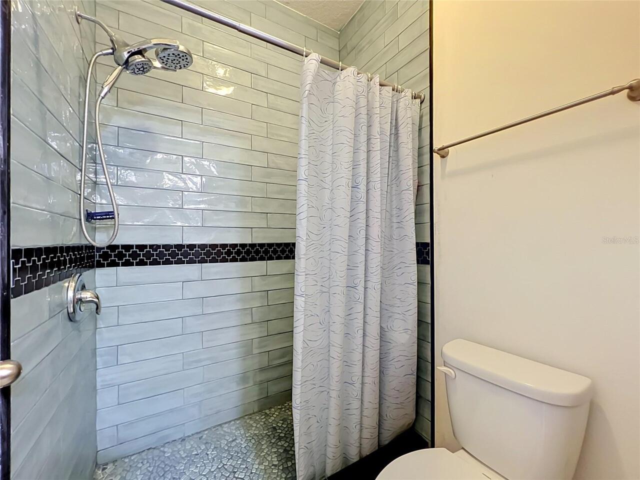 Listing Photo 43