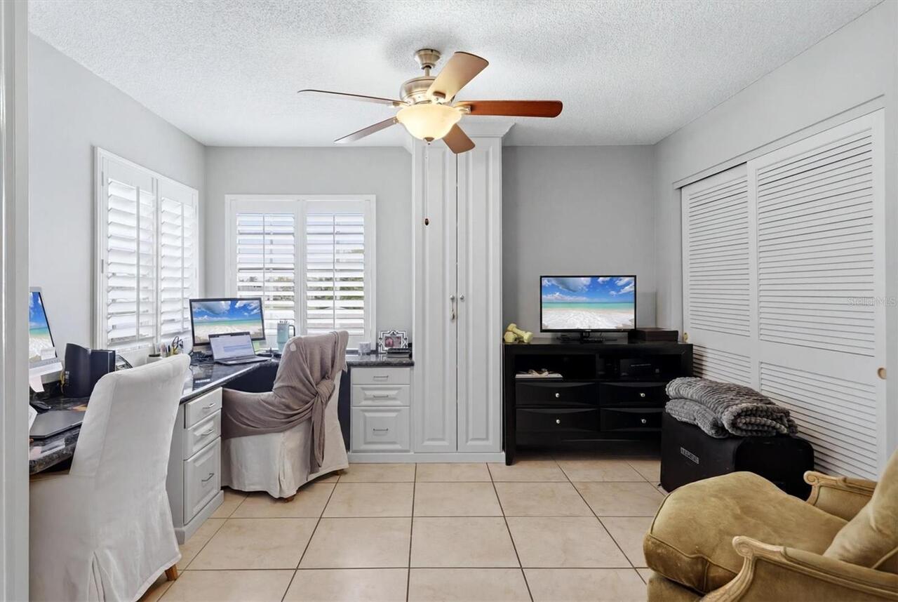 Listing Photo 14