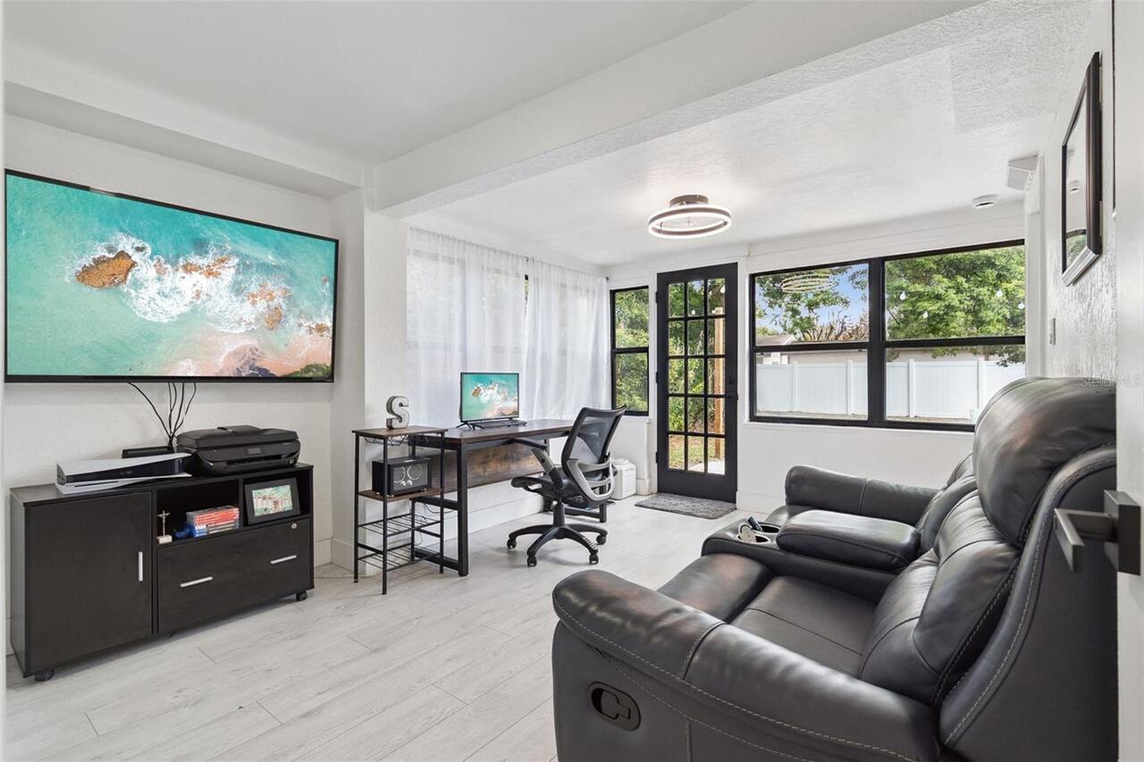 Listing Photo 18