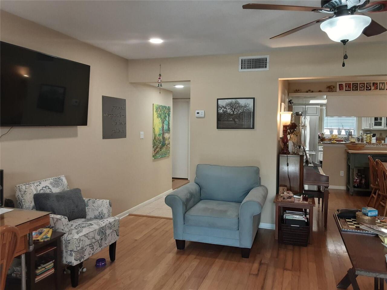 Listing Photo 6