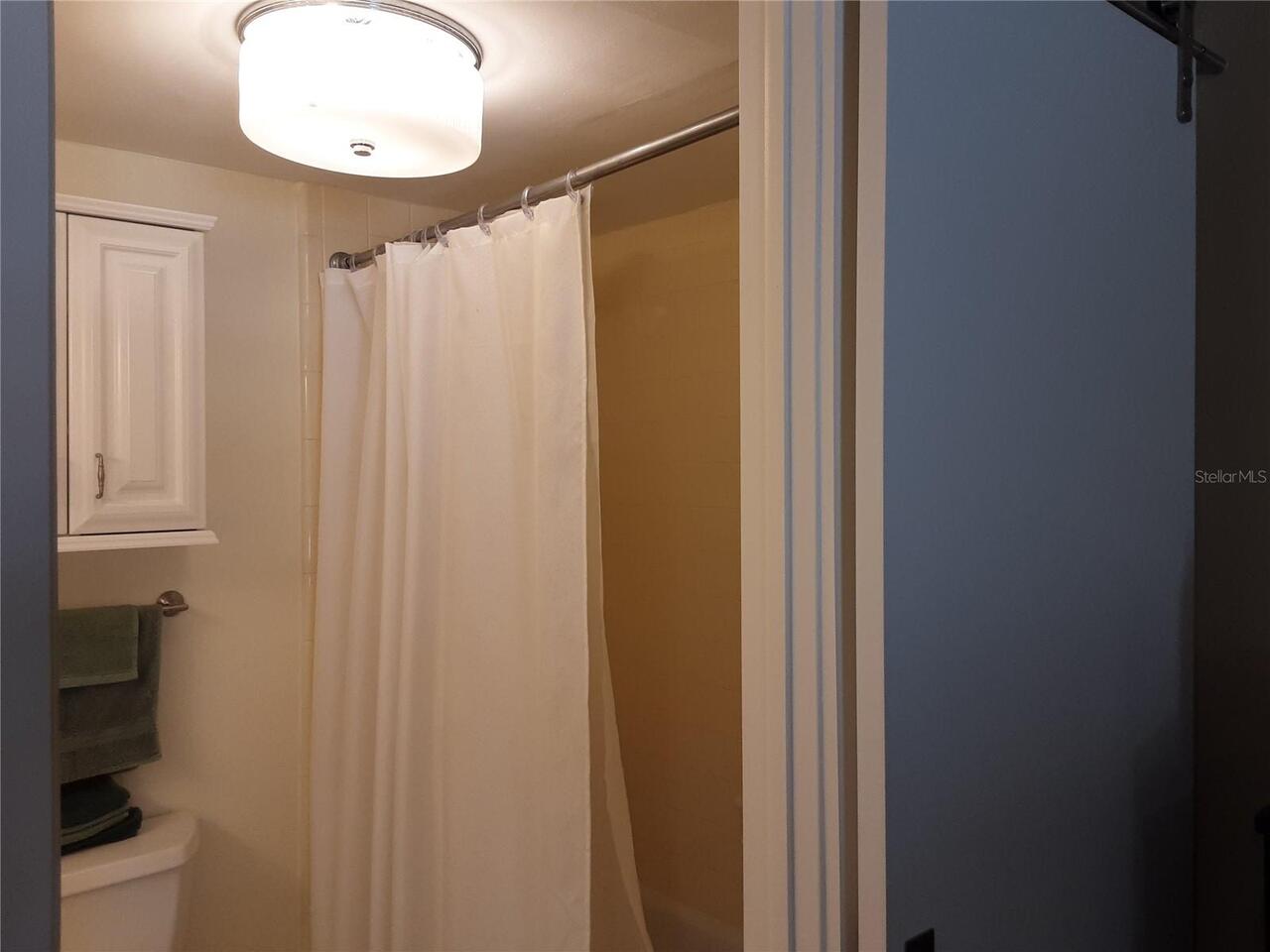 Listing Photo 11