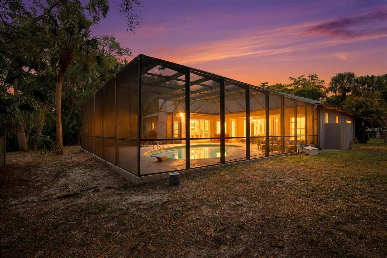 Listing Photo 8
