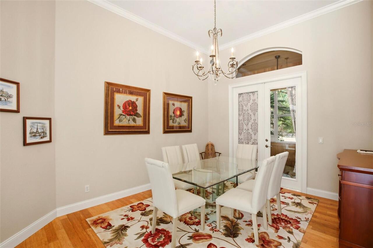 Listing Photo 12