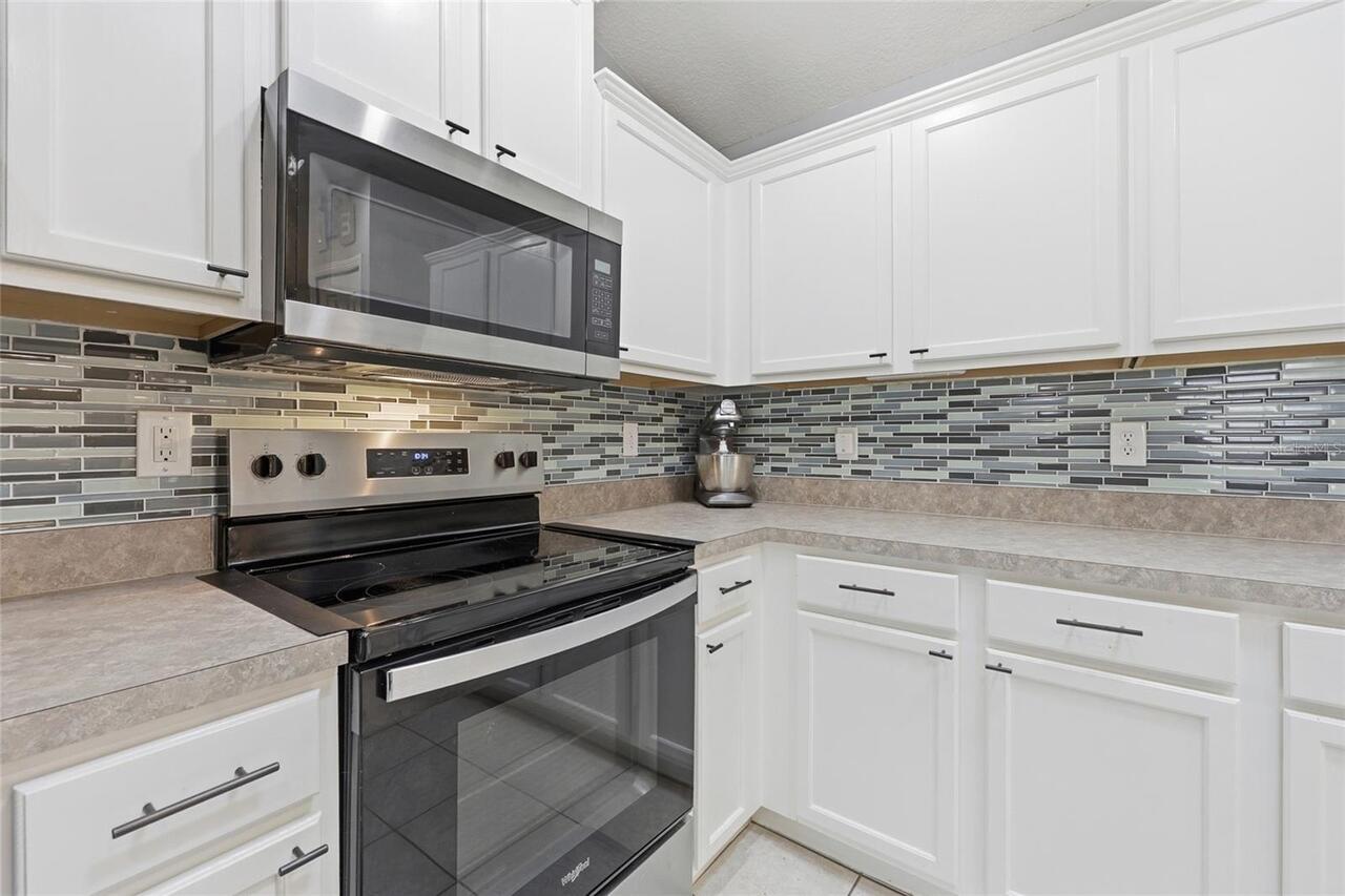 Listing Photo 14