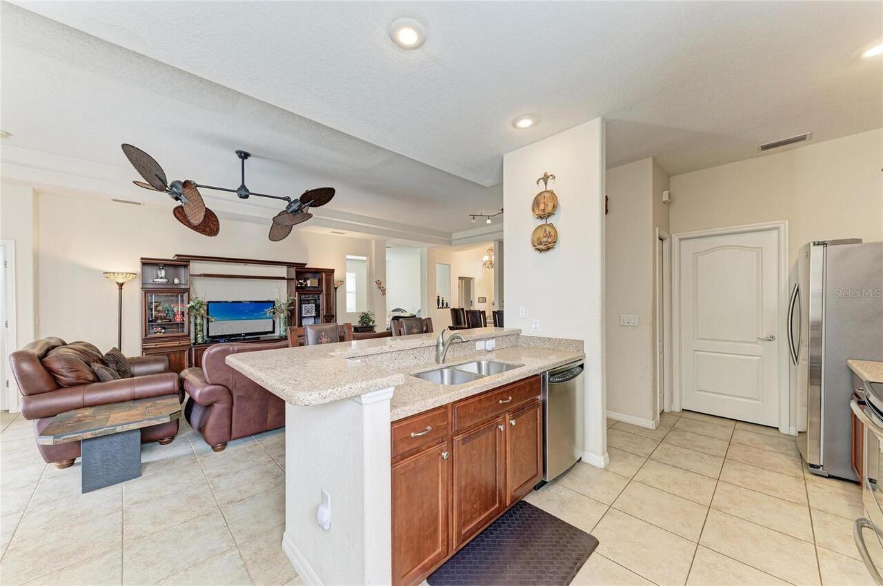 Listing Photo 17