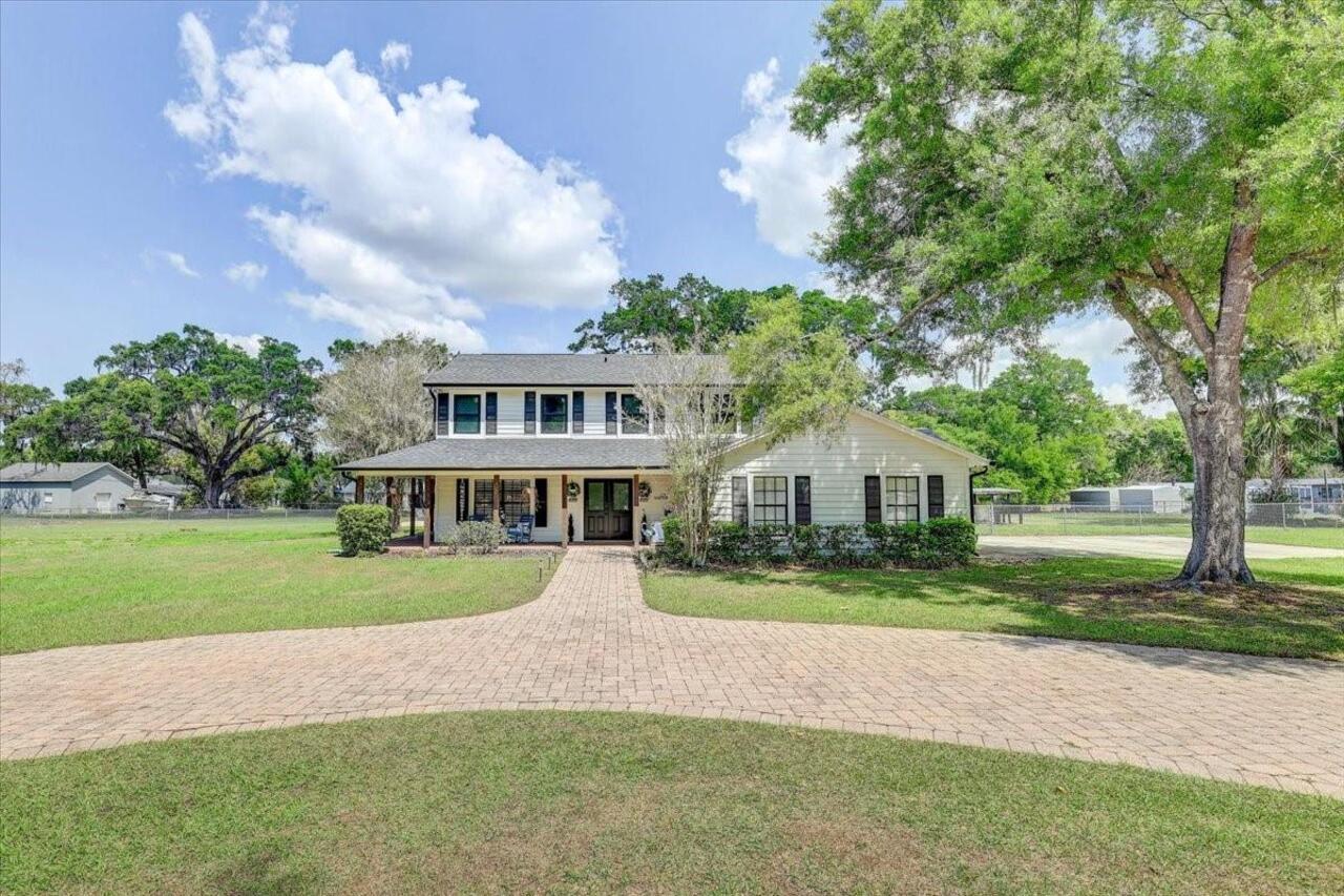 Valrico Real Estate