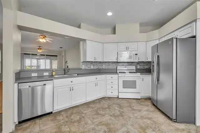 Listing Photo 15