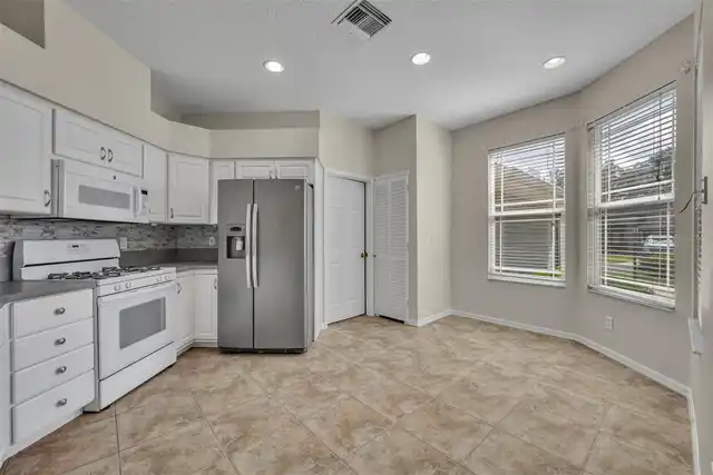 Listing Photo 16