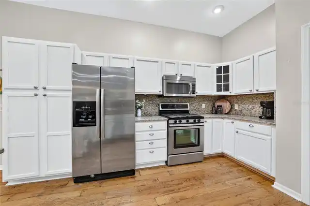 Listing Photo 19