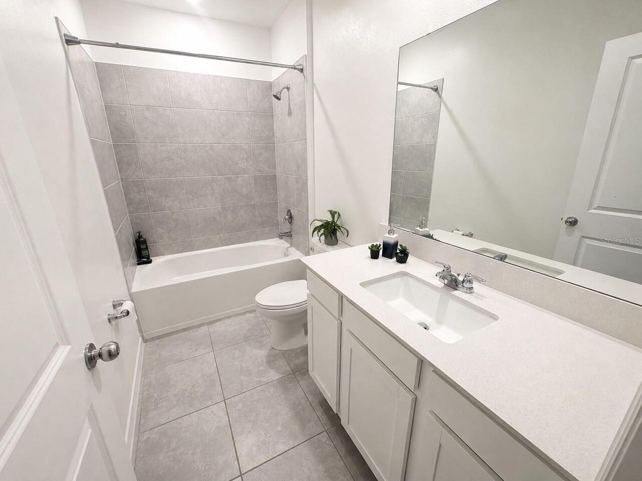 Listing Photo 17