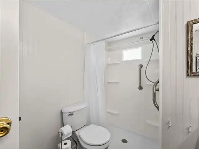 Listing Photo 13