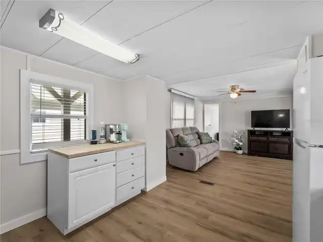 Listing Photo 18