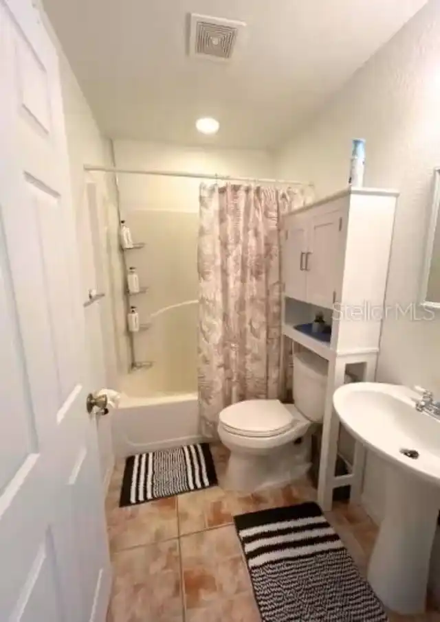 Listing Photo 8