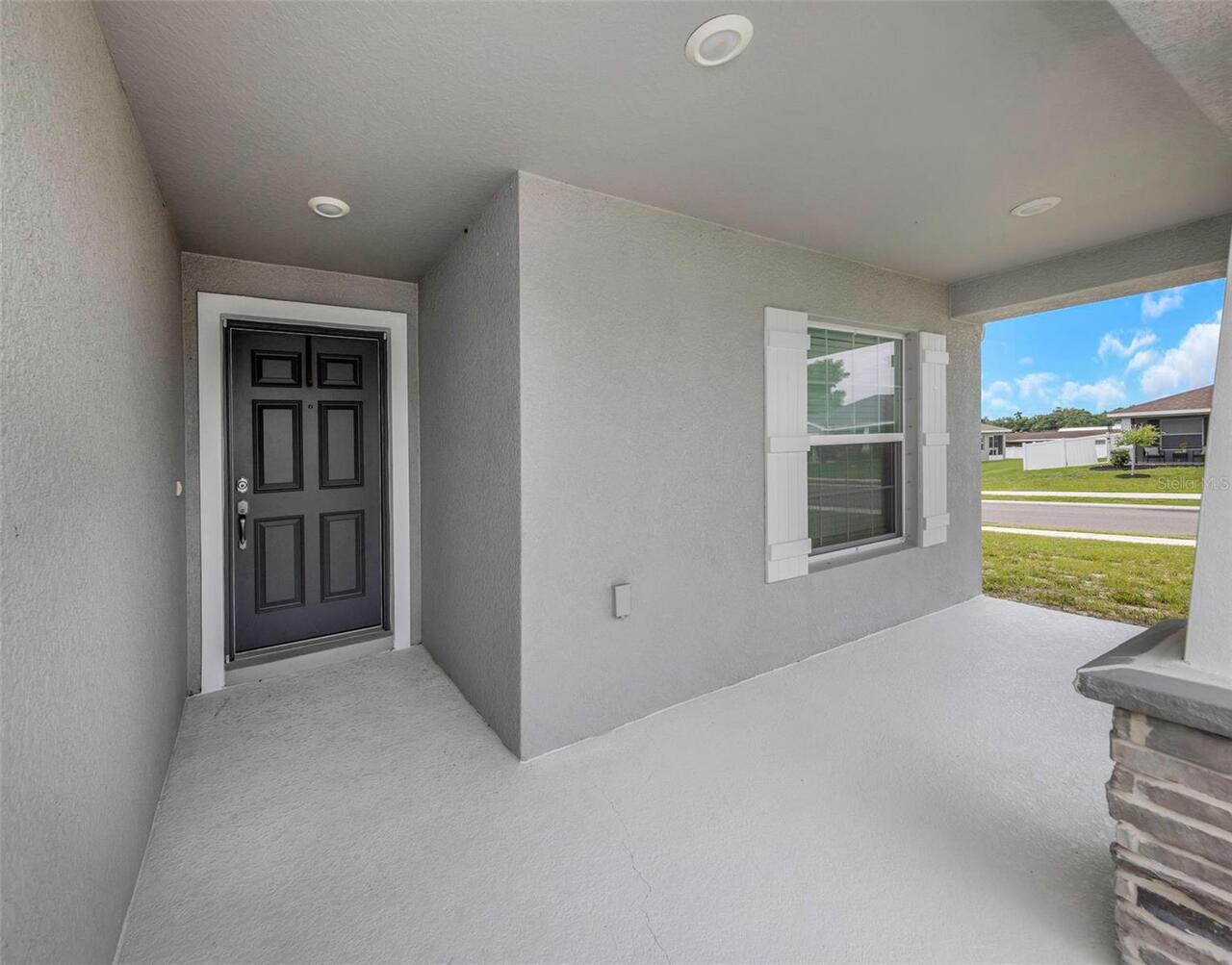 Listing Photo 8