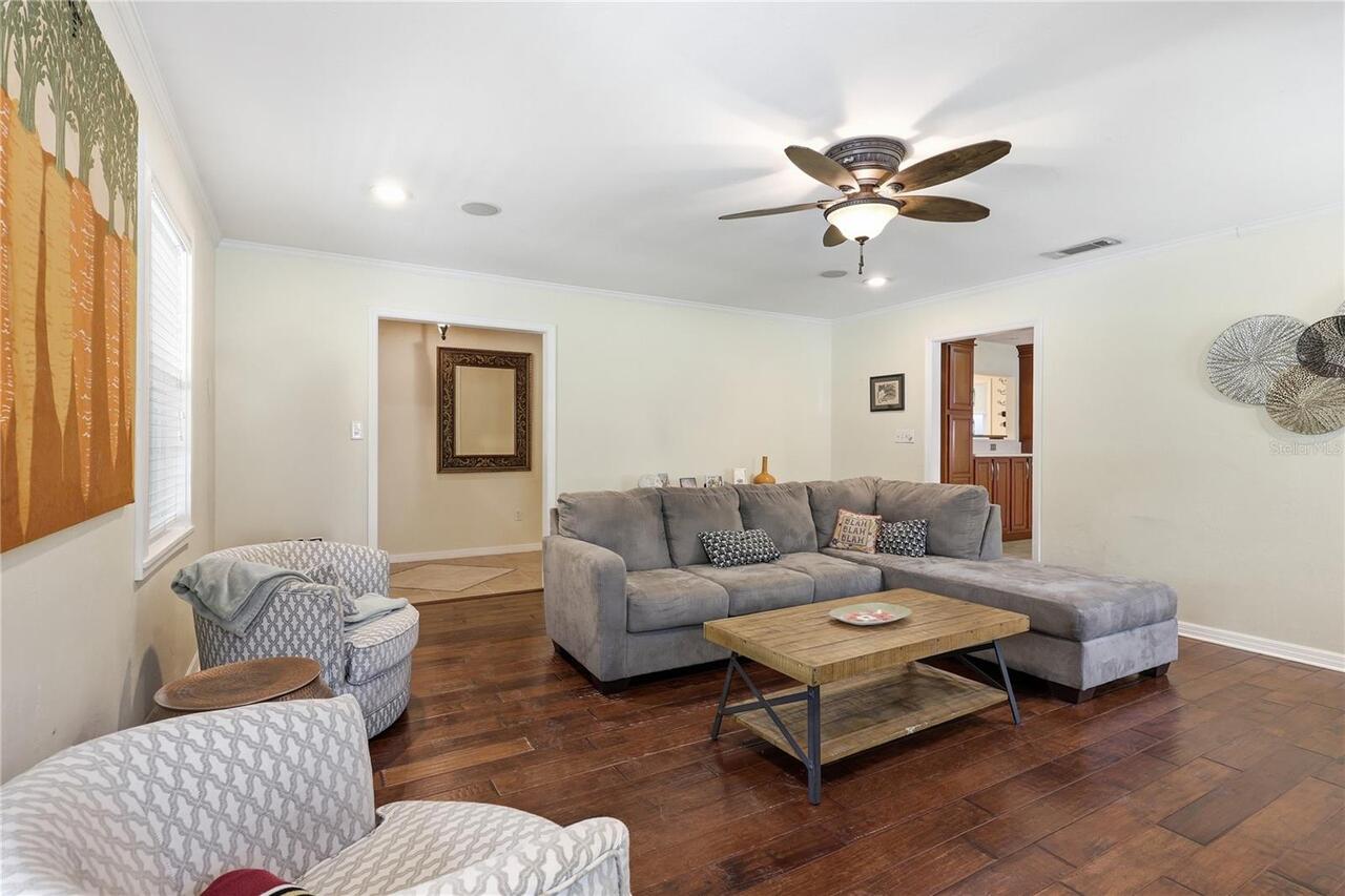 Listing Photo 13