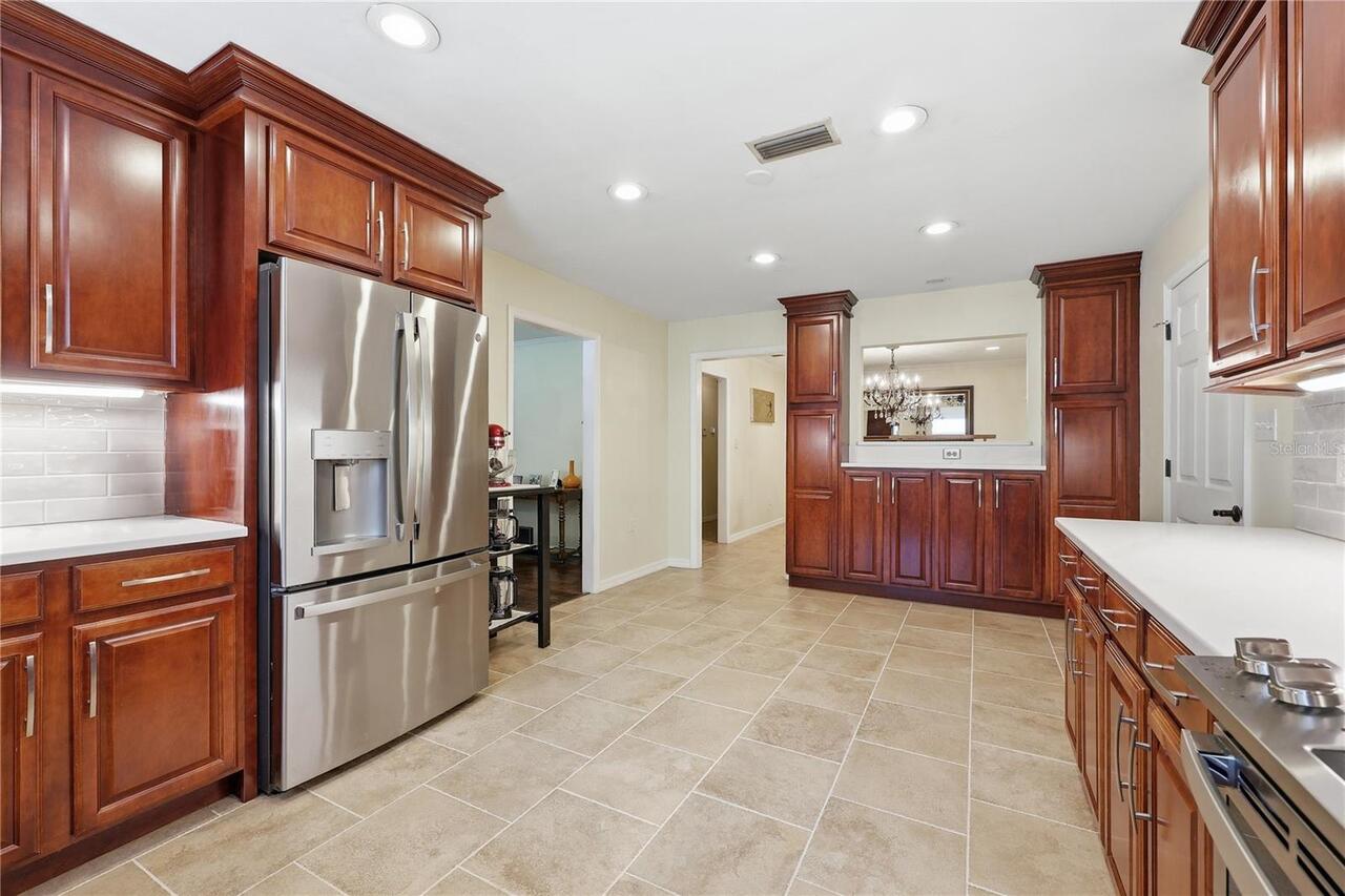 Listing Photo 17