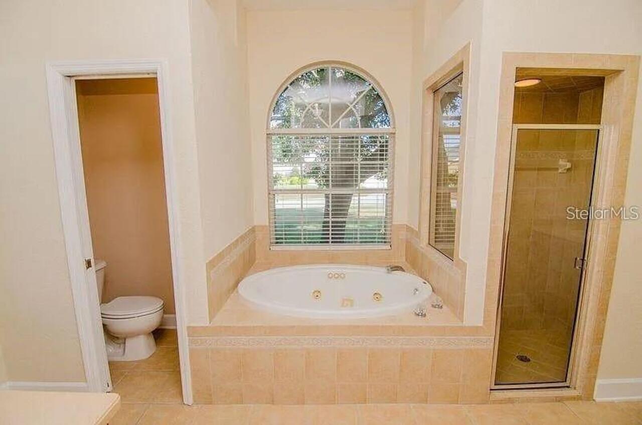Listing Photo 11