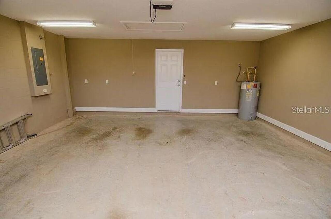 Listing Photo 14