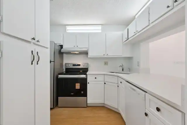 Listing Photo 13