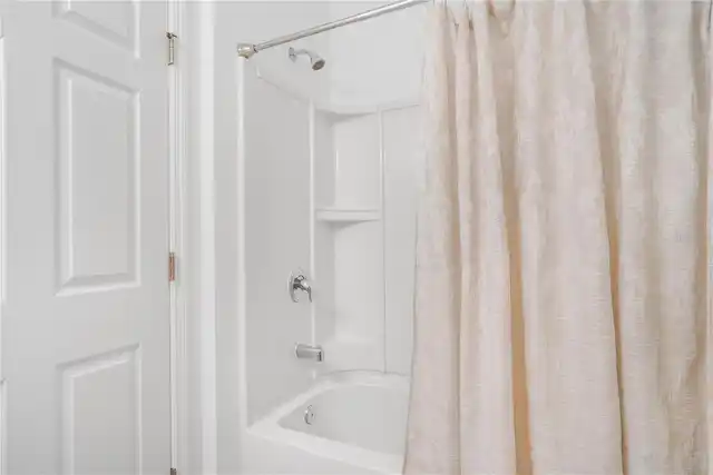 Listing Photo 15