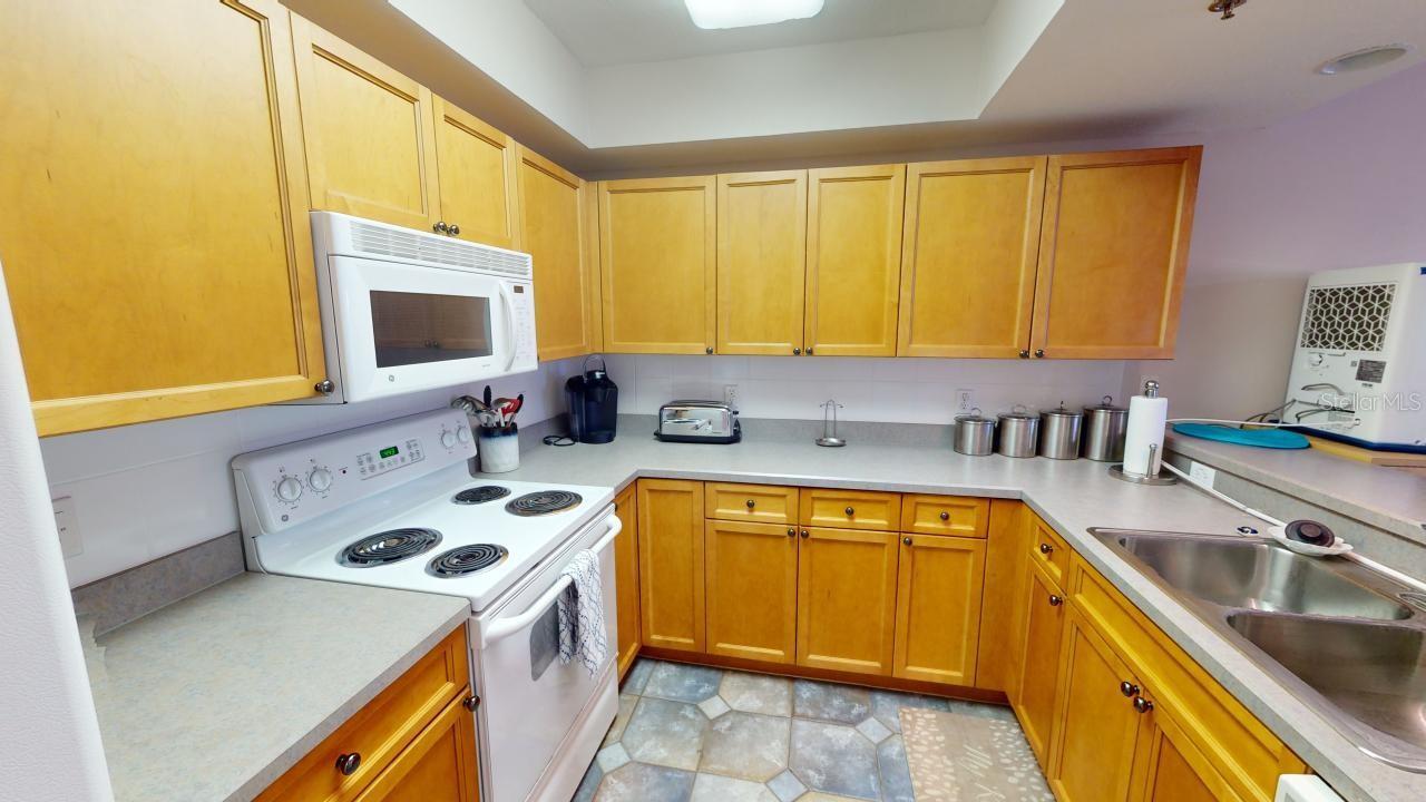 Listing Photo 6