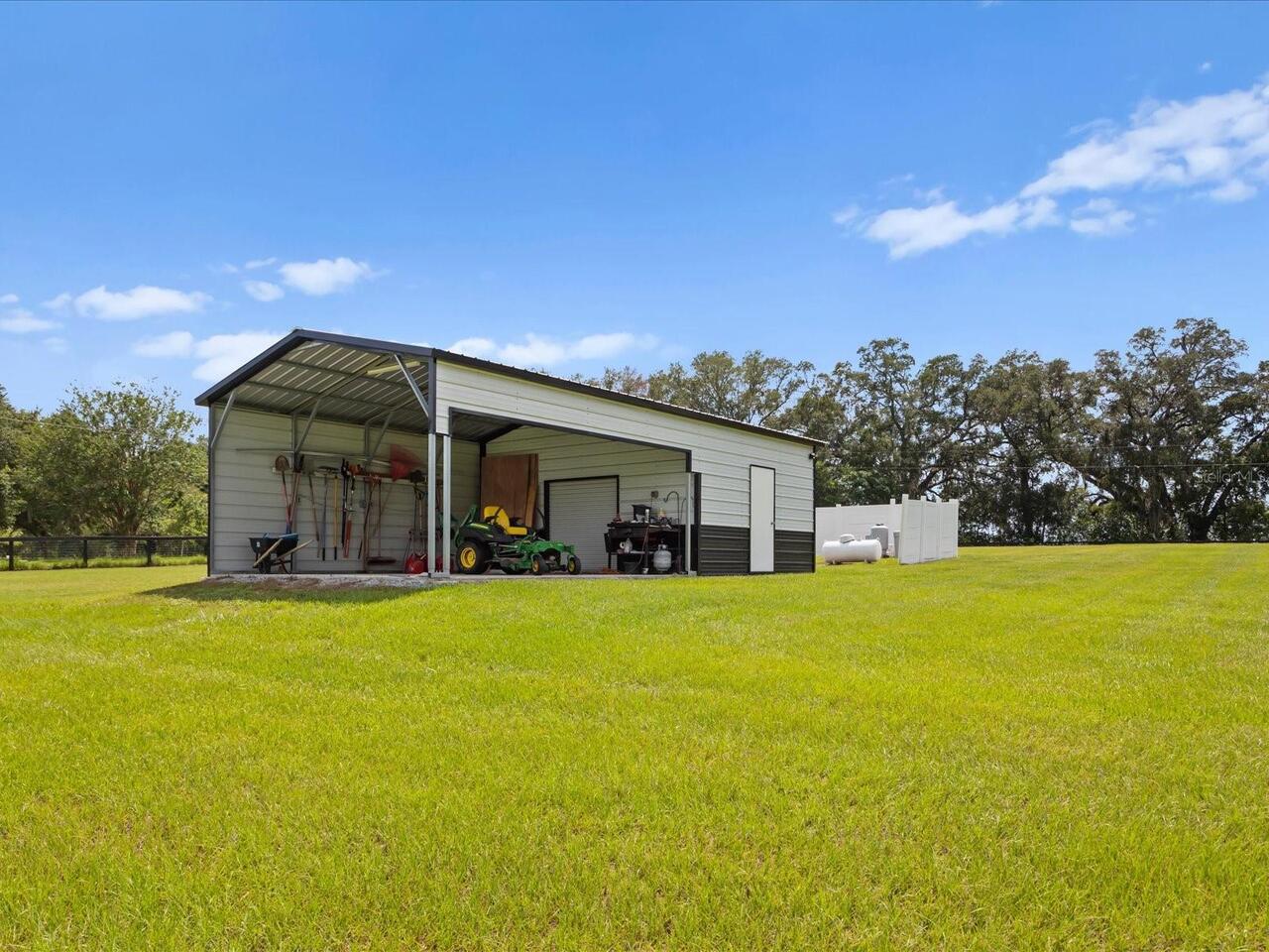Listing Photo 32