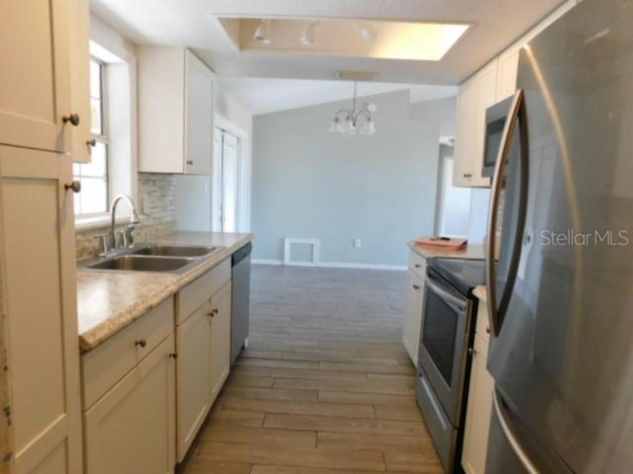 Listing Photo 7