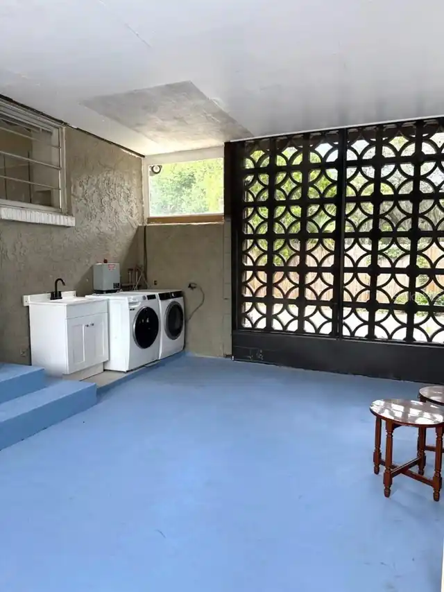 Listing Photo 11