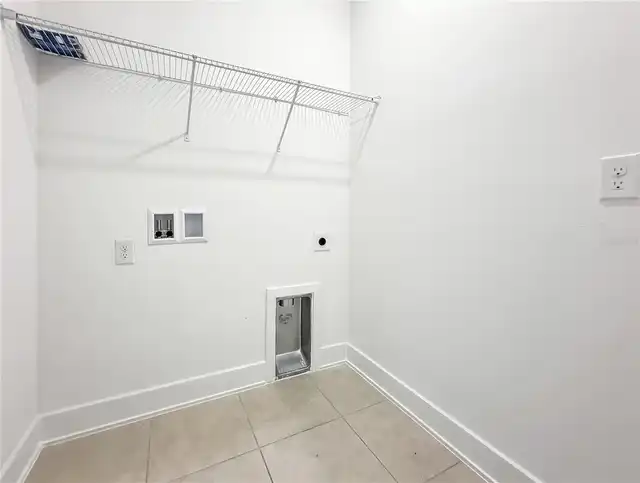 Listing Photo 9