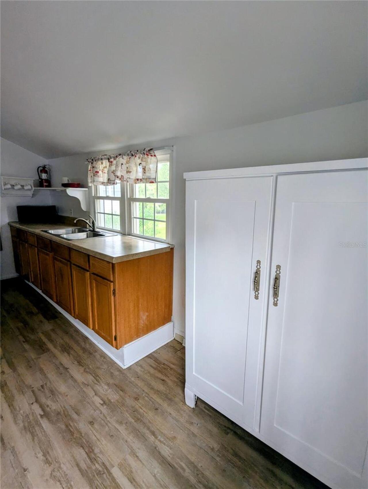 Listing Photo 16