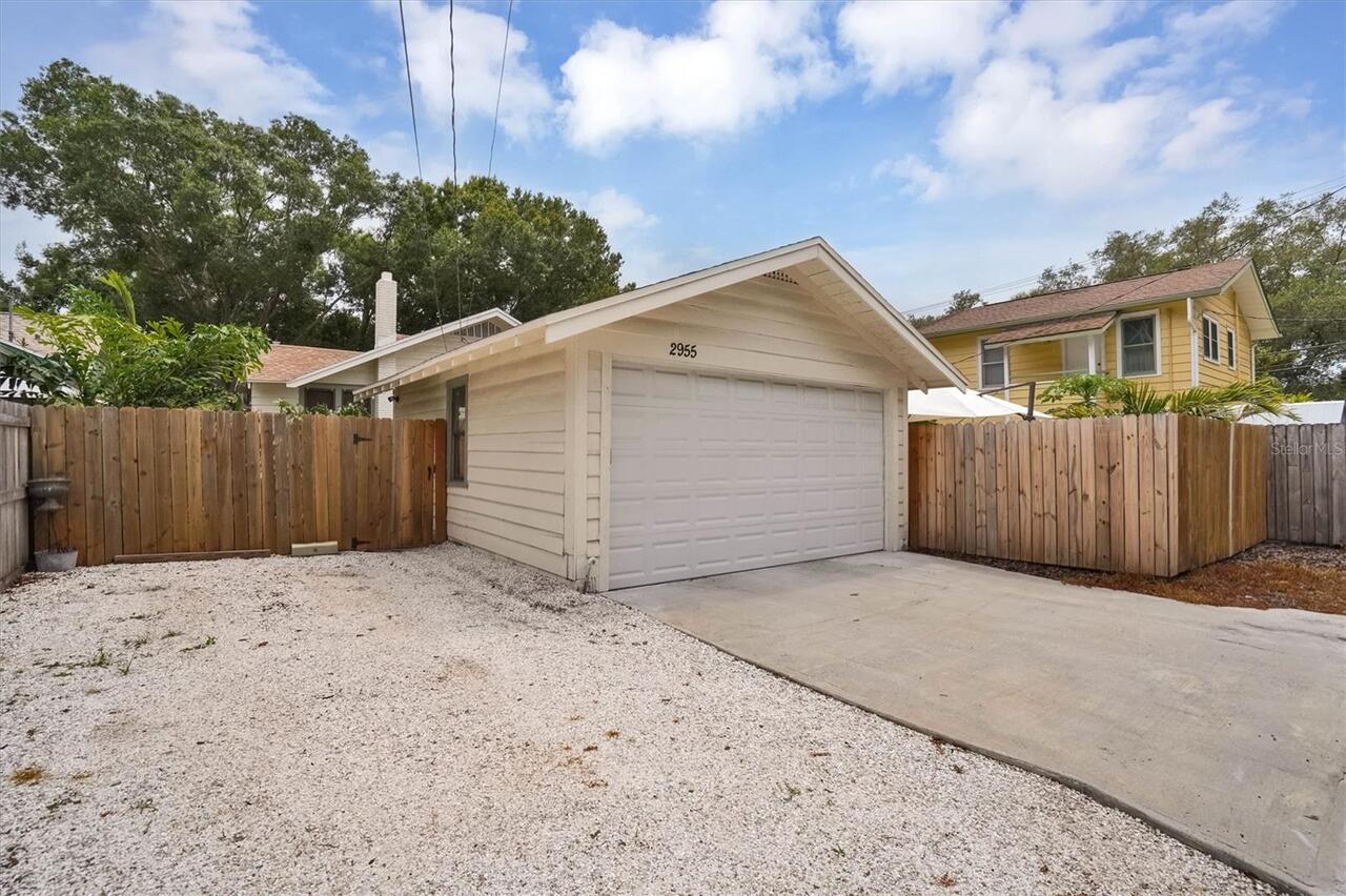 Listing Photo 34