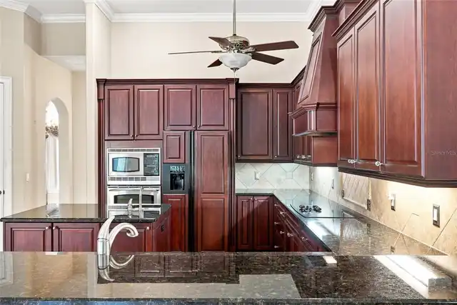 Listing Photo 19