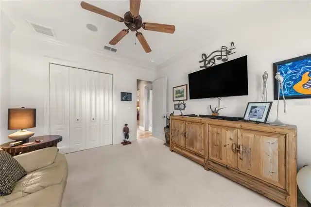 Listing Photo 33