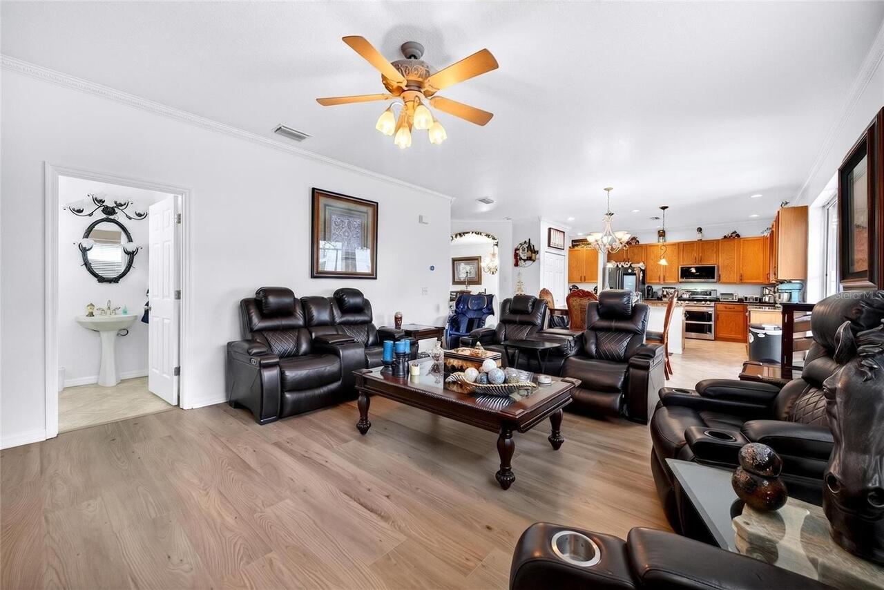 Listing Photo 43