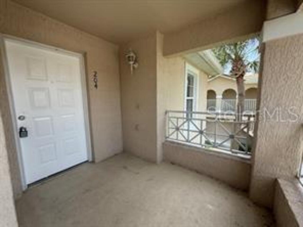 Listing Photo 9