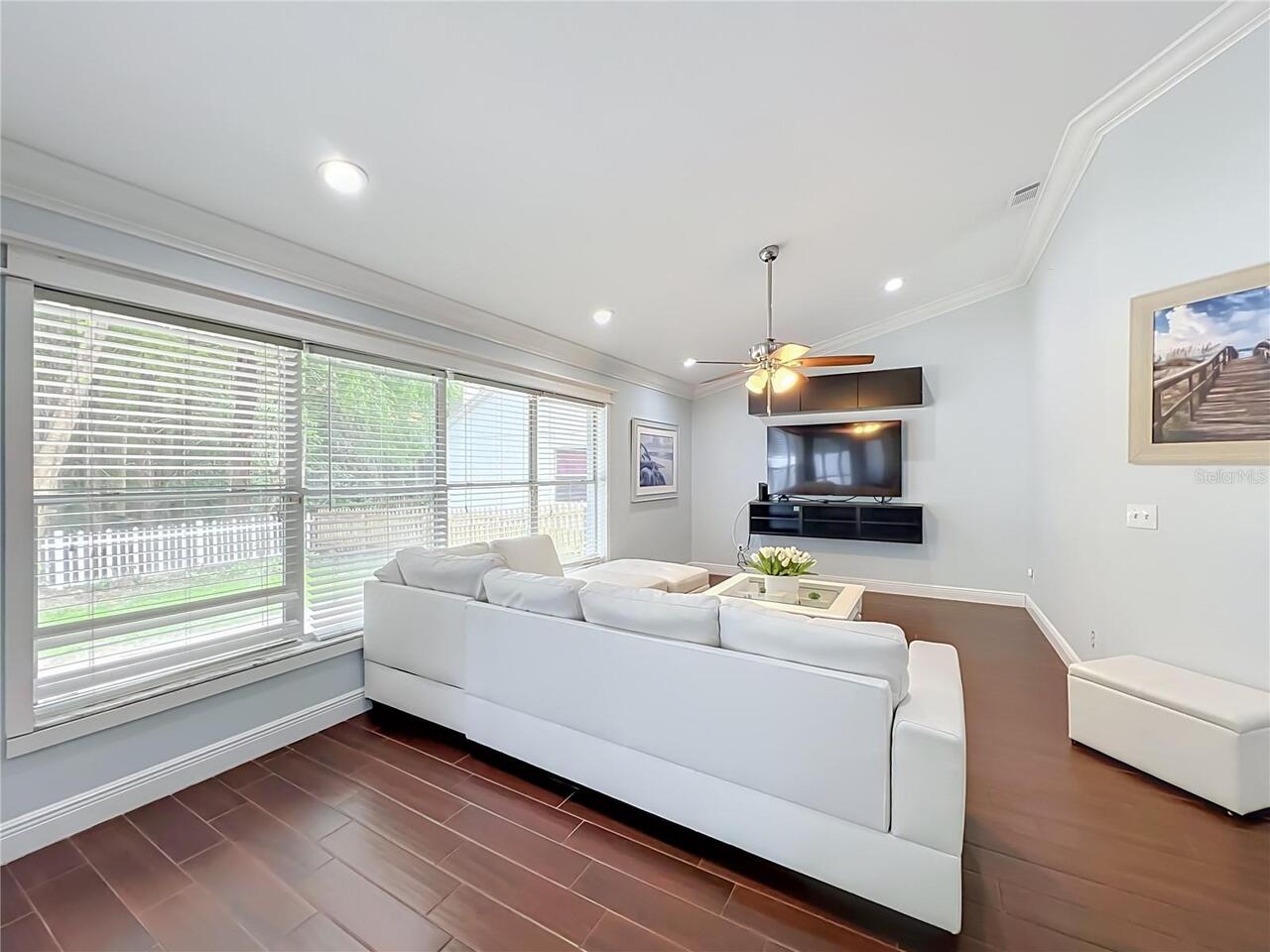 Listing Photo 34