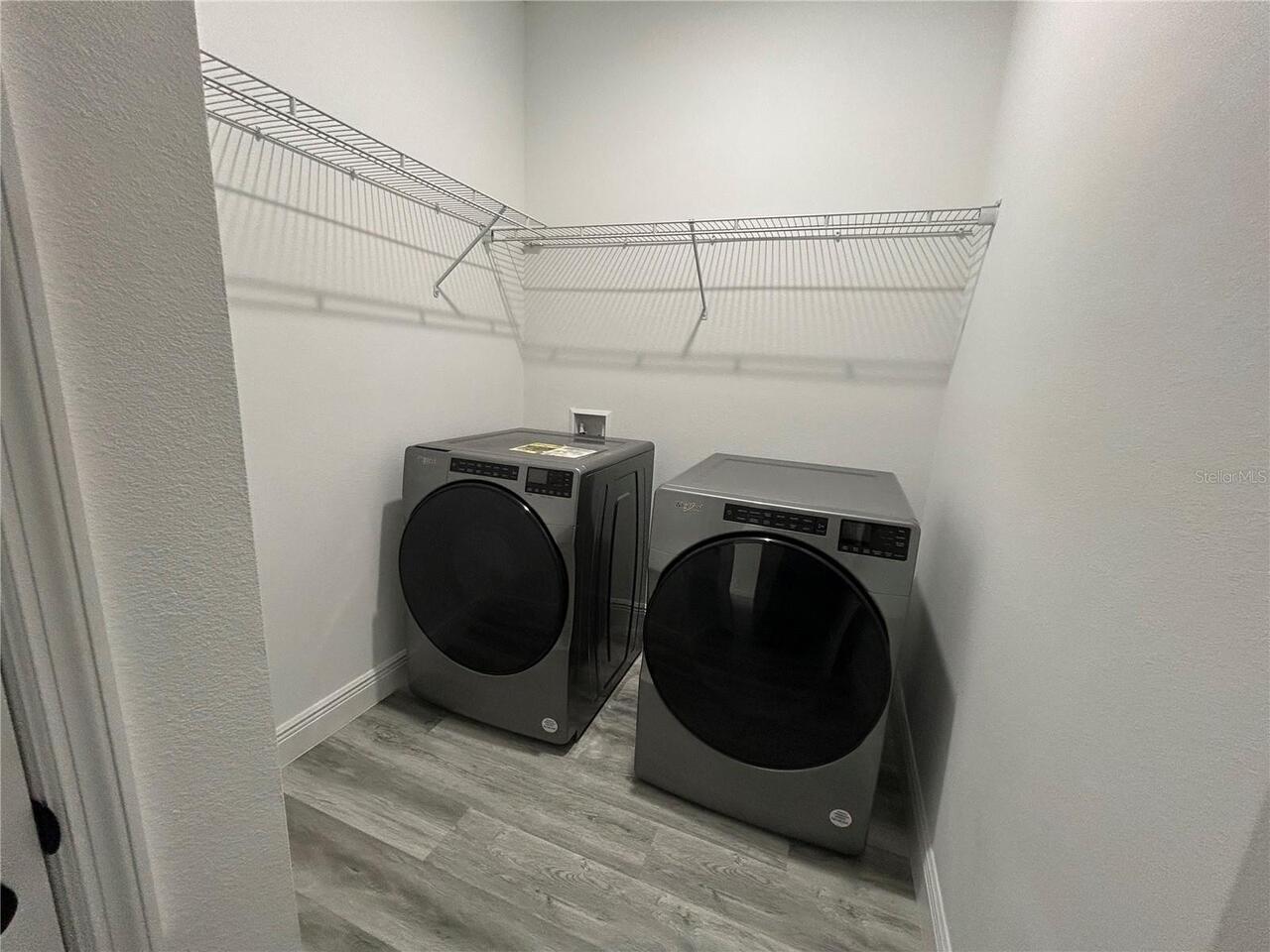 Listing Photo 12