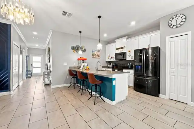 Listing Photo 17