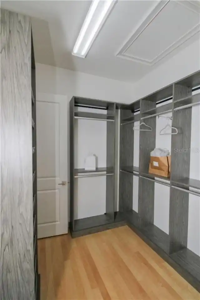 Listing Photo 24