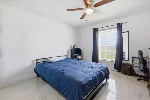 Listing Photo 19