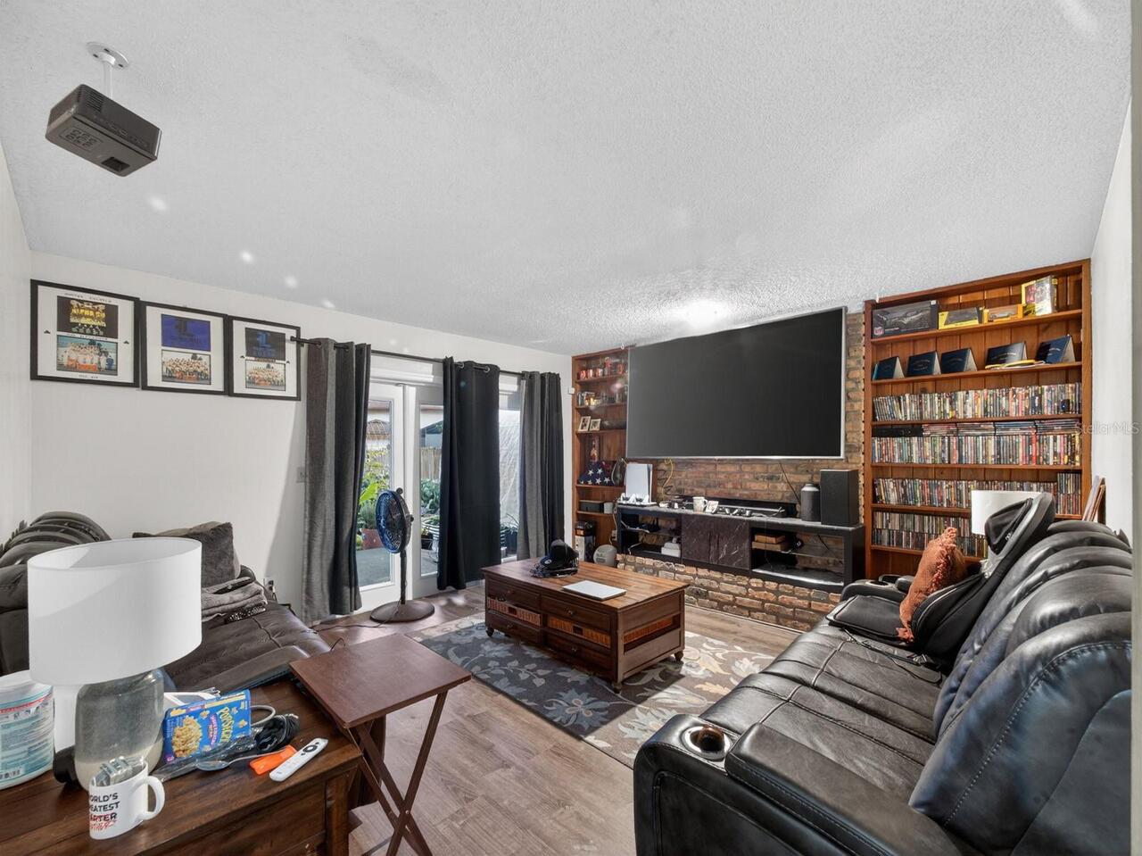 Listing Photo 14